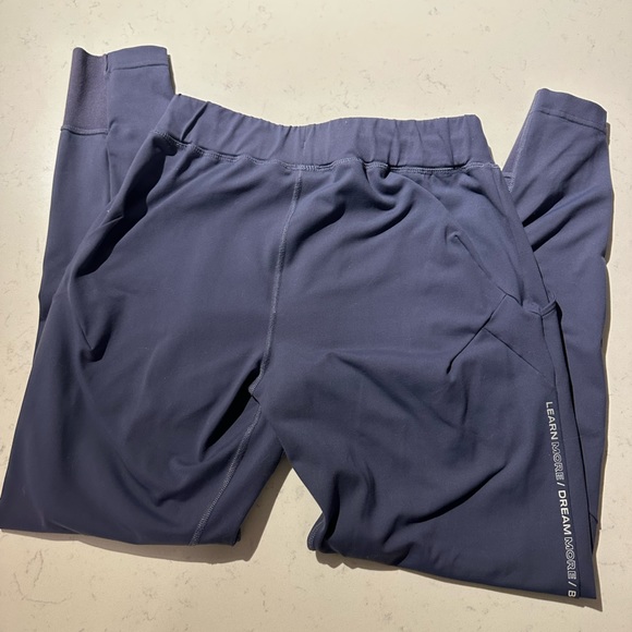 ALPHALETE JOGGER SET - Picture 5 of 7